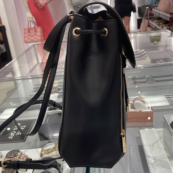 Michael Kors Backpack Bag Phoebe Medium Flap Drawstring Backpack Black 
NWT - Picture 10 of 16
